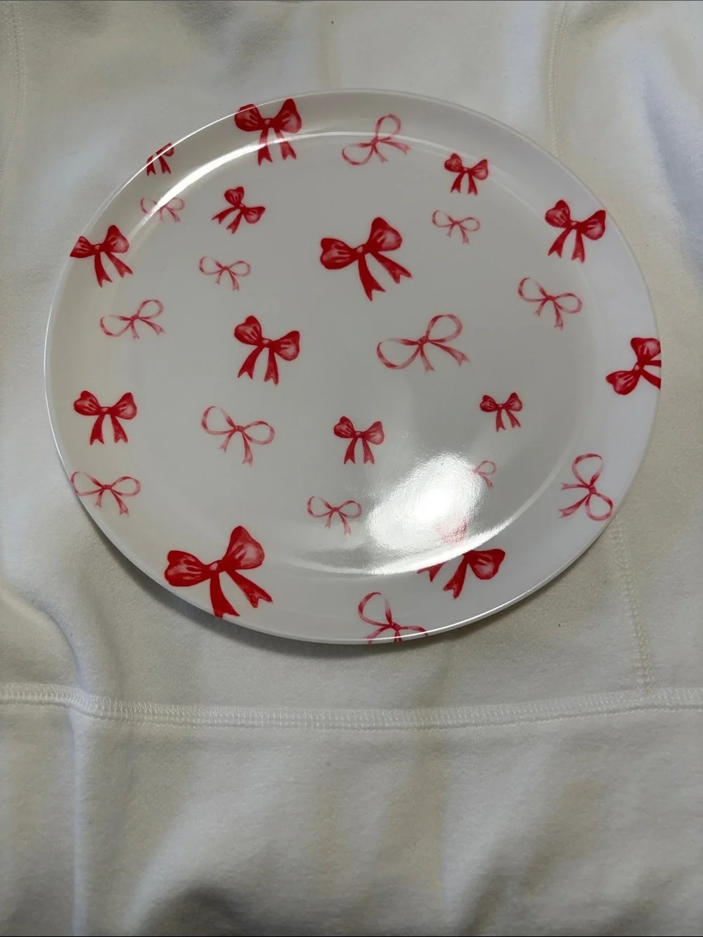 Red Bow Pattern Party Plate - White -